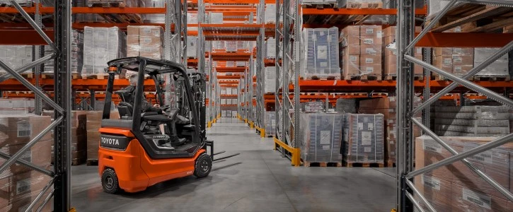 toyota-traigo48_racking-725x300